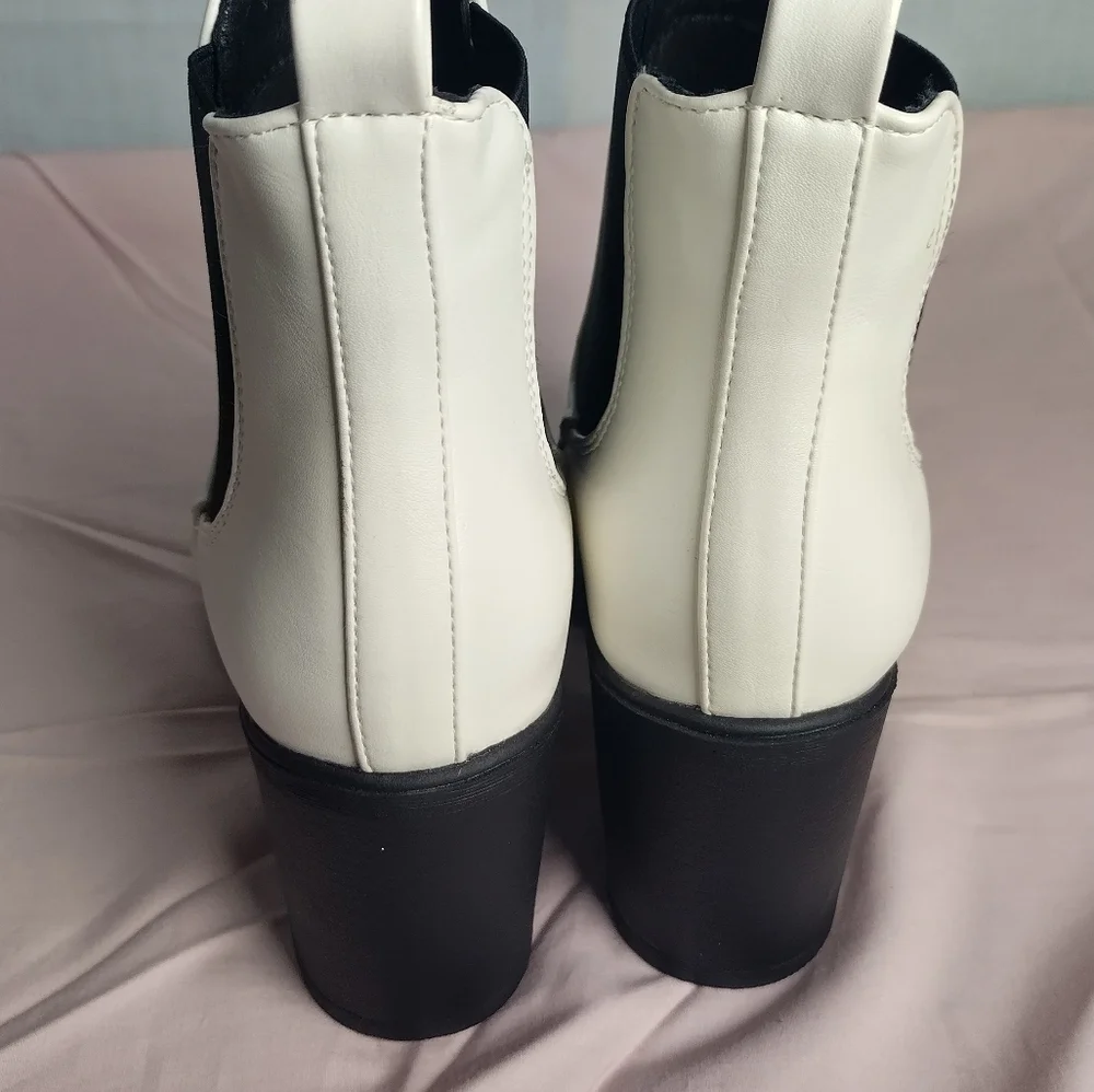 Dream Pair Women's Size 6 Ankle Platform Boots Thick Sole Balance